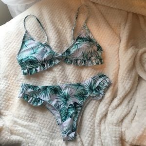 Ruffled bikini
